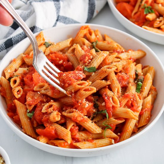 Penne Pomodoro (4-Ingredients)