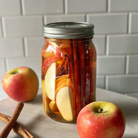 Apple cinnamon bourbon