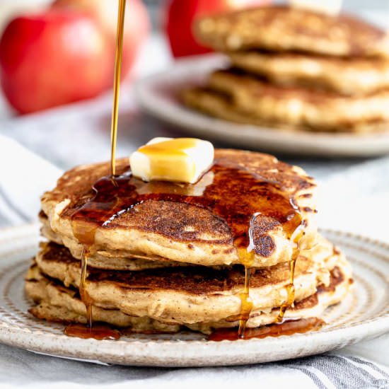 Healthy Apple Pancakes