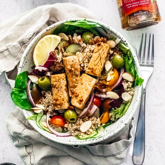tuna and quinoa power bowl