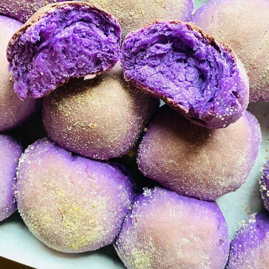 Ube Pandesal
