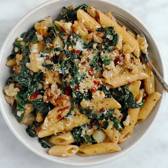 Charred Cauliflower and Kale Pasta