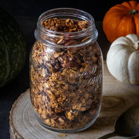 Pumpkin Maple Granola Recipe