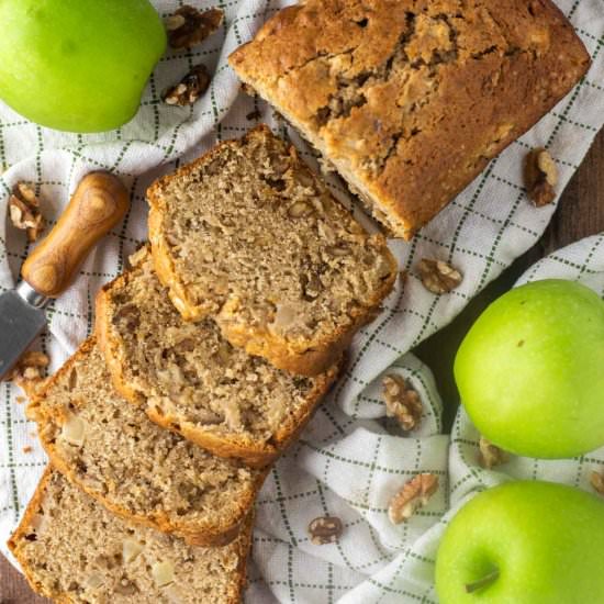 Cinnamon Apple Bread