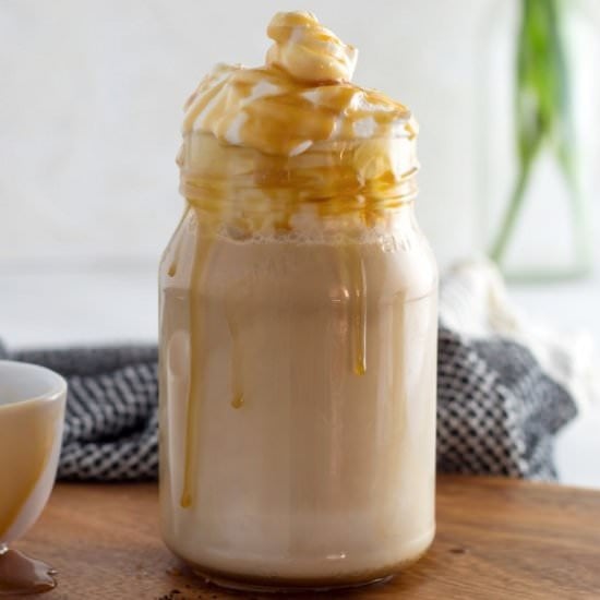 Copycat Starbucks Caramel Macchiato