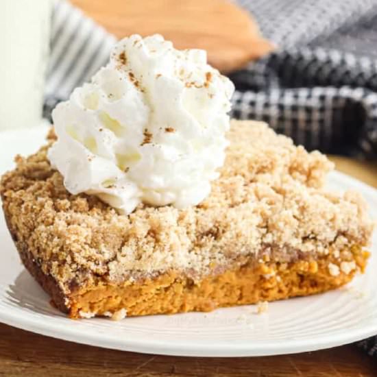 Easy Pumpkin Dump Cake
