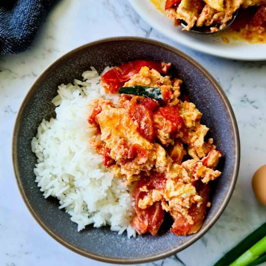 Tomato & egg stir fry