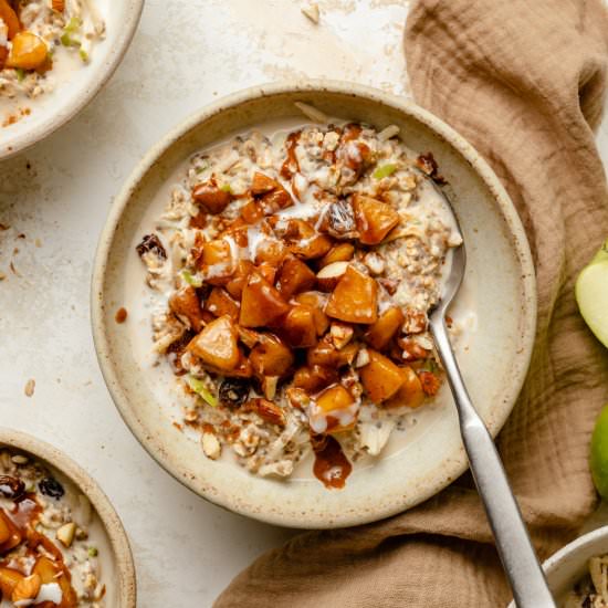 Apple Cinnamon Overnight Oats