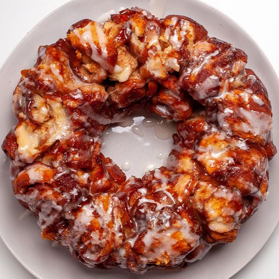 Cinnamon Roll Monkey Bread