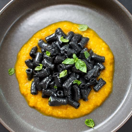 Black Mac and Pumpkin Cheese