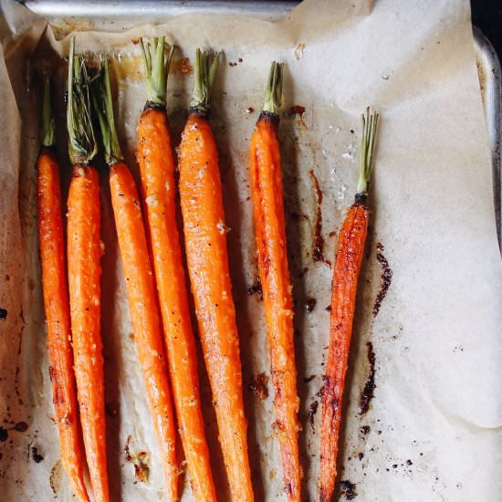 Roasted Honey Ginger Carrots