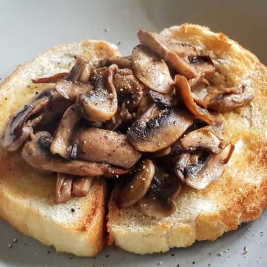 Vegan Garlic Mushrooms on Toast