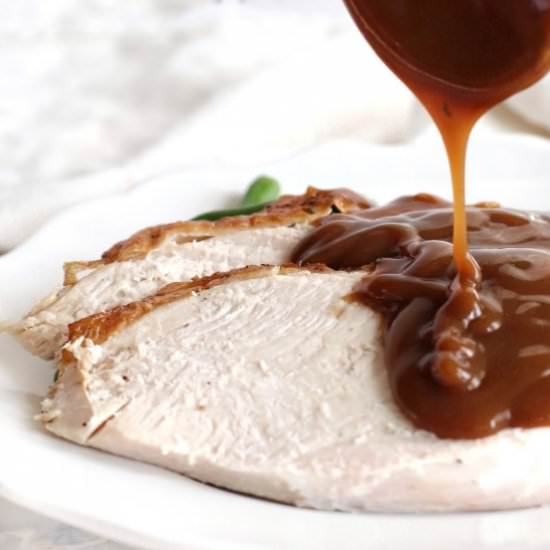 Air Fryer Turkey Breast with Gravy