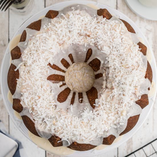 Louisiana Crunch Cake