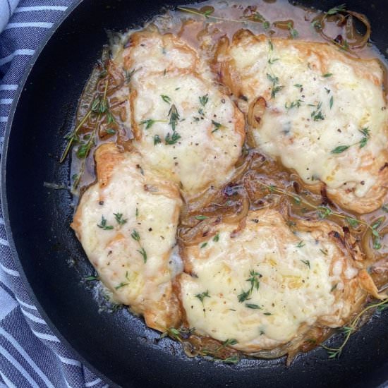 Keto French Onion Chicken Skillet