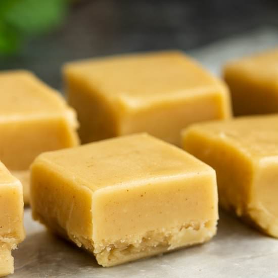 BEST PEANUT BUTTER FUDGE