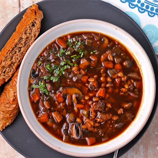 Mushroom Barley Soup (vegan)