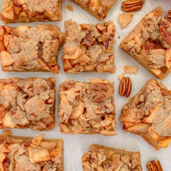 Salted Caramel Apple Pie Bars