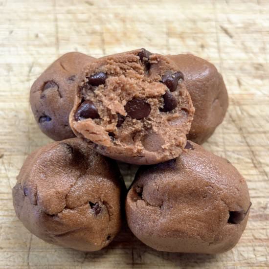 Easy No Bake Protein Balls