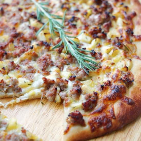 Sausage Apple Flatbread
