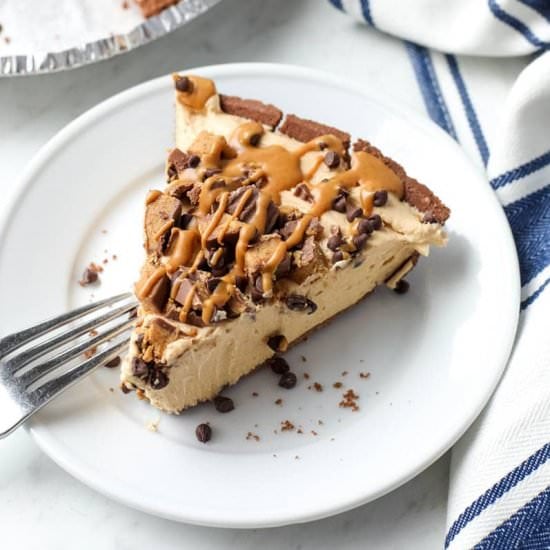 No-Bake Chocolate Peanut Butter Pie
