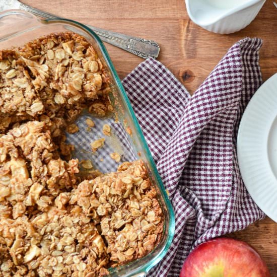 Apple Cinnamon Baked Oatmeal