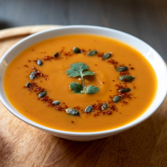 Vegan Roasted Pumpkin Soup