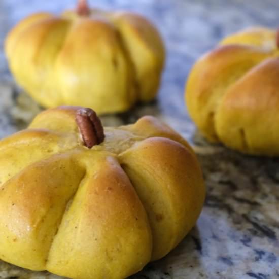 Pumpkin Buns