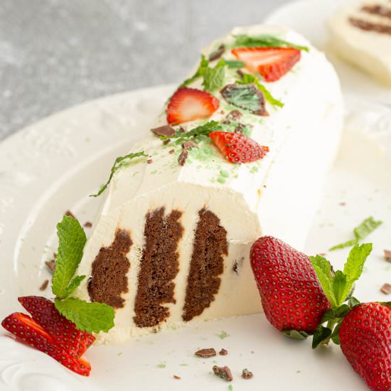 No Bake Choc Ripple Log