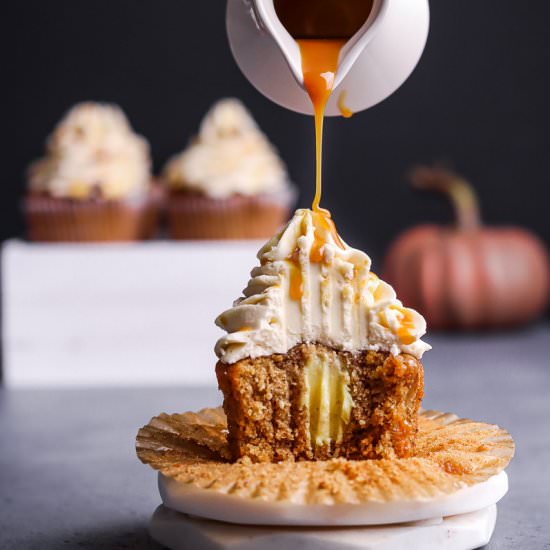 HAZELNUT CUPCAKE WITH CARAMEL