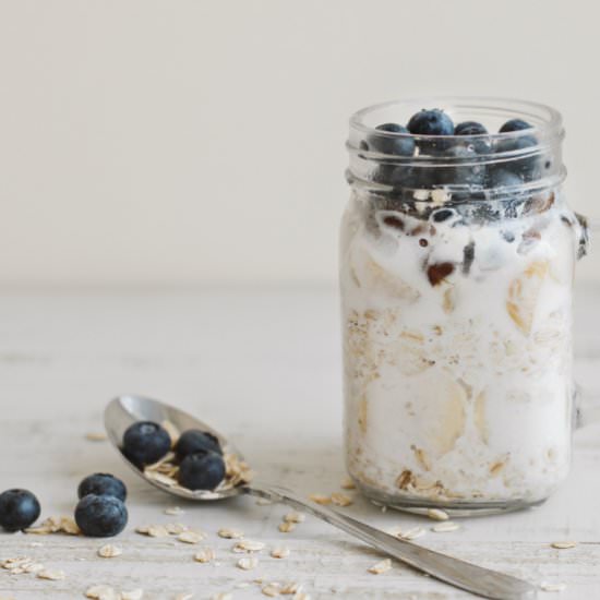 Overnight Oats with Berries