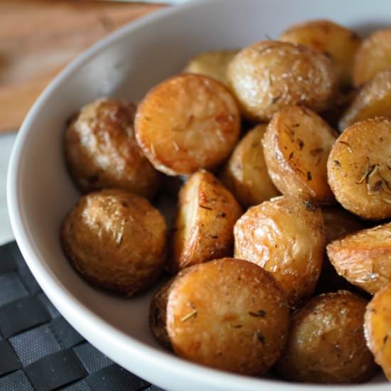 THE BEST VEGAN ROAST POTATOES