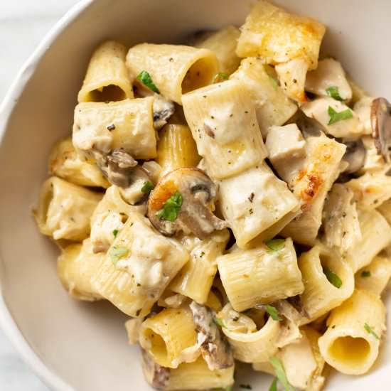 leftover turkey pasta bake