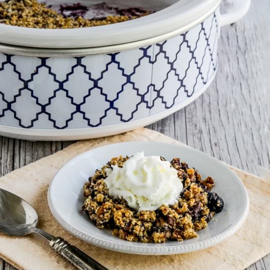 Slow Cooker Blueberry Crisp