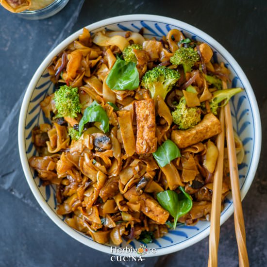 Vegan Drunken Noodles (Pad Kee Mow)