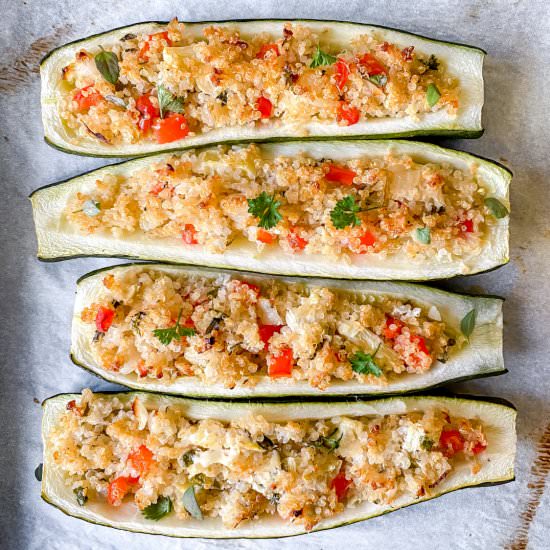 Quinoa stuffed zucchini