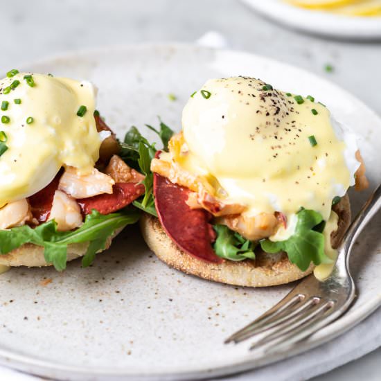 brown butter lobster benedict