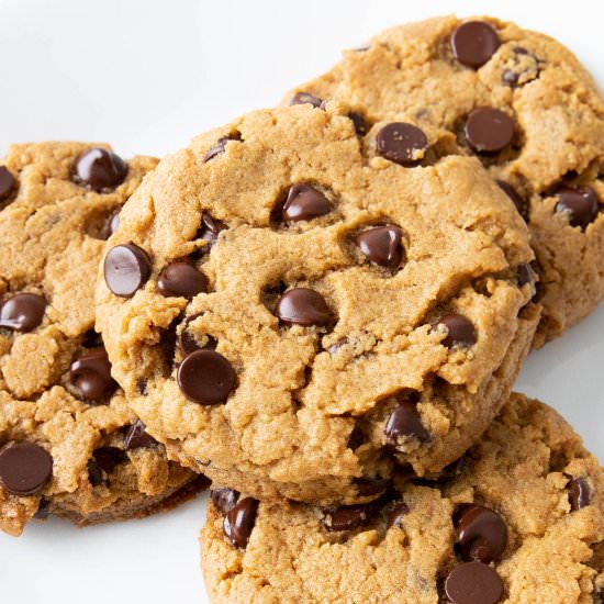 Keto PB Chocolate Chip Cookies