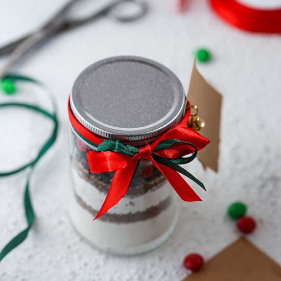 M&M Christmas Cookies In a Jar