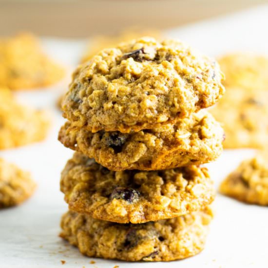 Apple and Raisin Oatmeal Cookies