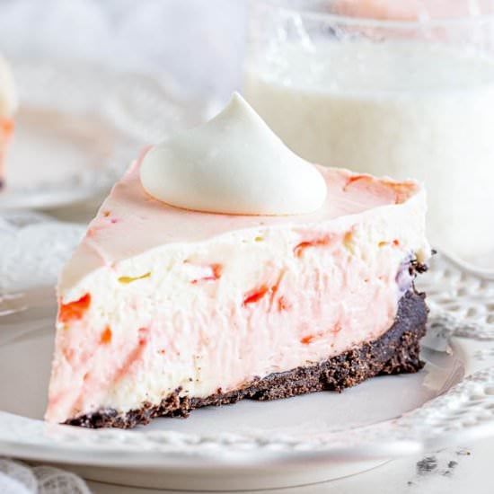 No Bake Peppermint Cheesecake