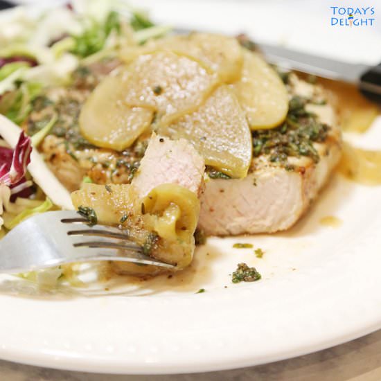 Pork Chops with Apples and Onions