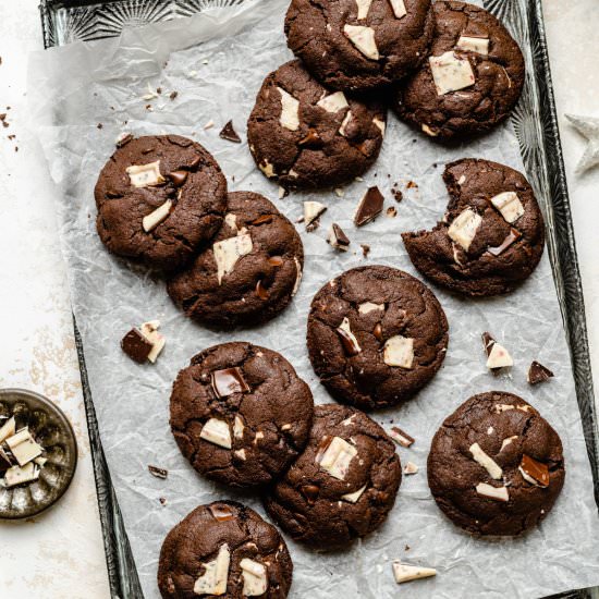 Peppermint Bark Cookies