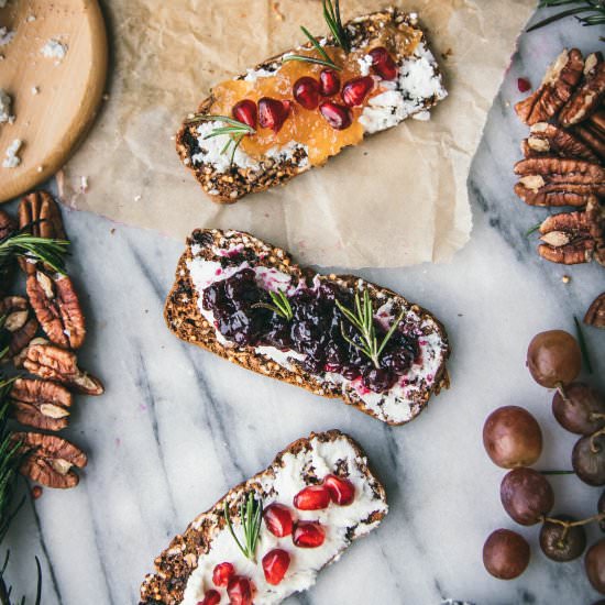 Seedy Gourmet Crackers