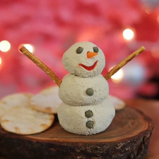 Vegan snowman cheeseball