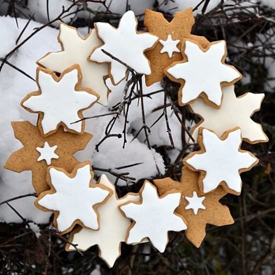 Gingerbread Christmas wreath