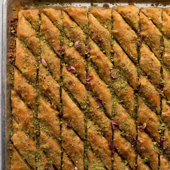 vegan baklava, the easy way