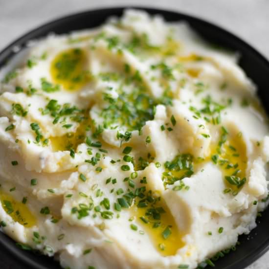 fluffy buttermilk mashed potatoes