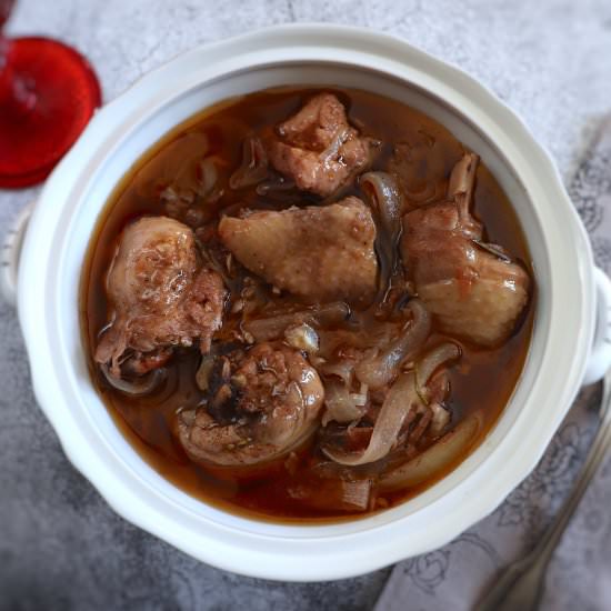Chicken stew with red wine