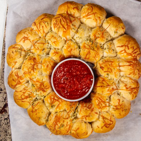 Christmas Pull Apart Bread Wreath